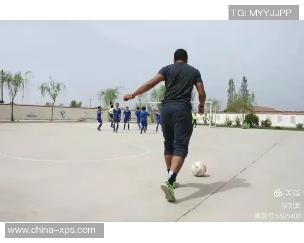 深圳滑板队区域防守分析与战术调整的得失探讨